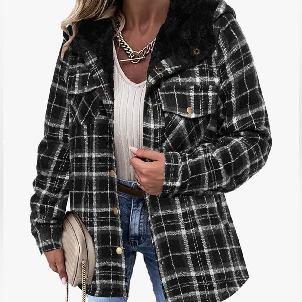 Zeagoo Plaid Black Women's Jacket with hood and fleece lining